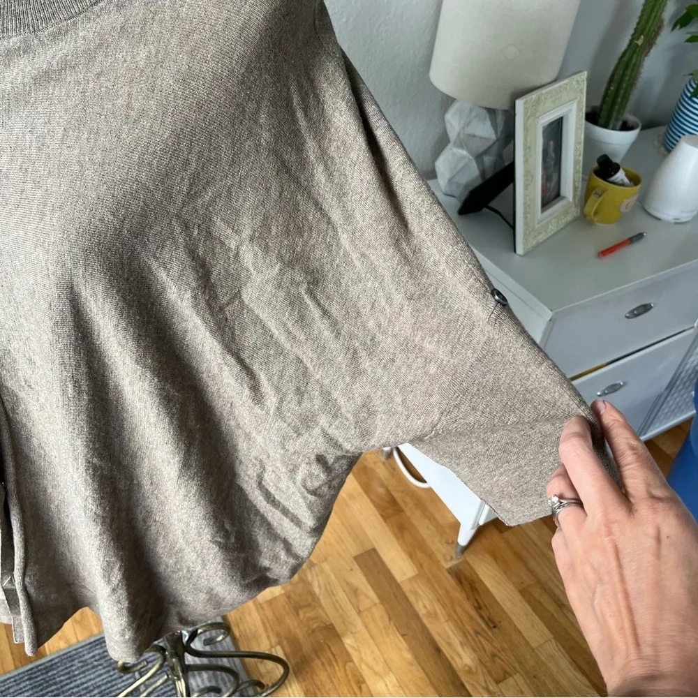 Nomadic Traders button down - Picture 3 of 5